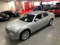 USED 2010 10 CHRYSLER 300C 3.0 CRD SRT 4d 215 BHP * AIR CONDITIONING * HALF LEATHER * 20 INCH ALLOY WHEELS * PARKING SENSORS *