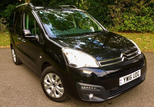2016 16 Citroen Berlingo Multispace 1.6 BLUEHDI FEEL EDITION 5d 98 BHP ONLY 27,500 MILES//ULEZ COMPLIANT//30 POUND TAX//FULL CITROEN MAIN DEALER SERVICING//REAR PARK SENSORS\\ELECTRIC FOLD MIRRORS/BLUETOOTH/AUX-IN//USB