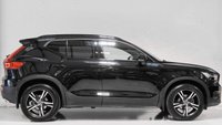 USED 2020 69 VOLVO XC40 1.5 T3 R-DESIGN 5d 161 BHP +HOME DELIVERY AVAILABLE+