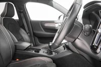USED 2020 69 VOLVO XC40 1.5 T3 R-DESIGN 5d 161 BHP +HOME DELIVERY AVAILABLE+