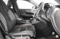 USED 2020 69 VOLVO XC40 1.5 T3 R-DESIGN 5d 161 BHP +HOME DELIVERY AVAILABLE+