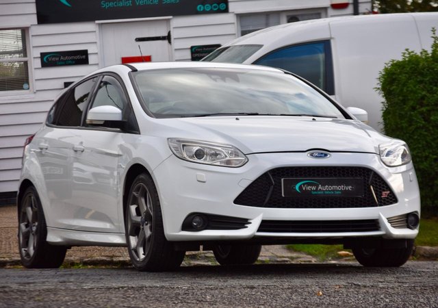 2012 62 Ford Focus 2.0 ST-3 5d 247 BHP