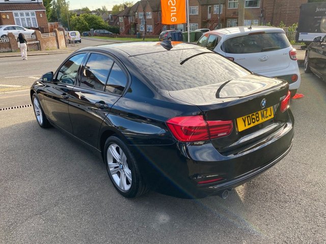 View our BMW 3 SERIES