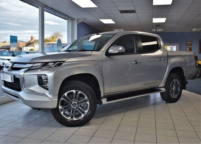 2019 69 Mitsubishi L200 2.3 DI-D BARBARIAN D/CAB 148 BHP EURO 6 NEW MODEL VERY LOW MILES 