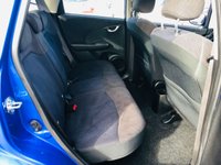 USED 2011 11 HONDA JAZZ 1.3 I-VTEC ES 5d 98 BHP Superb 5 door petrol in Bright Azure Blue