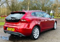 USED 2013 13 VOLVO V40 2.0 D3 SE LUX NAV 5d 148 BHP AUTOMATIC Volvo 5 Cylinder engine! Great Spec / Excellent condition
