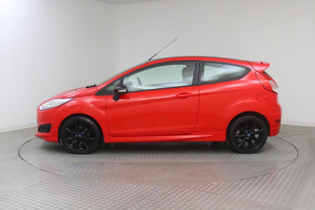 USED 2015 65 FORD FIESTA 1.0 ZETEC S RED EDITION 3d 139 BHP 