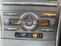 USED 2009 09 TOYOTA AURIS 1.6 TR VALVEMATIC MM 5d 131 BHP AUTOMATIC 