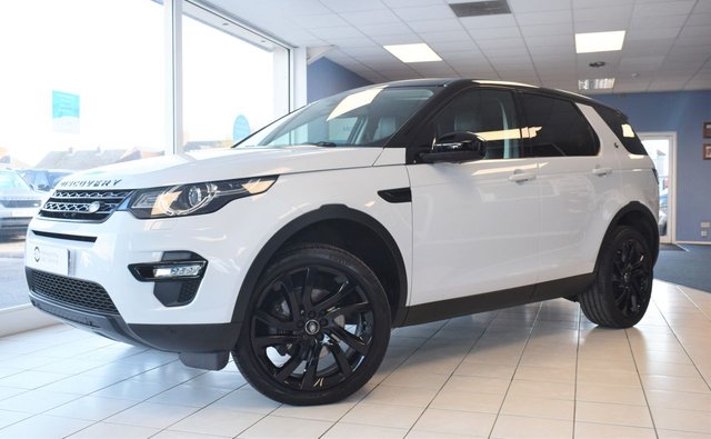 2016 65 Land Rover Discovery Sport 2.0 TD4 HSE BLACK 5d 180 BHP