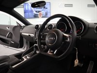 USED 2011 60 AUDI TT 2.0 TFSI QUATTRO S LINE 2d 211 BHP LOADED WITH FACTORY FITTED EXTRAS HAS GREAT SERVICE HISTORY AND GENUINE LOW MILES.