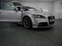 USED 2011 60 AUDI TT 2.0 TFSI QUATTRO S LINE 2d 211 BHP LOADED WITH FACTORY FITTED EXTRAS HAS GREAT SERVICE HISTORY AND GENUINE LOW MILES.