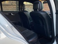 USED 2013 63 MERCEDES-BENZ C CLASS 3.0 C350 CDI BLUEEFFICIENCY AMG SPORT PLUS 4d 262 BHP SUNROOF | CAMERA | PEARL WHITE | FULL SERVICE HISTORY |