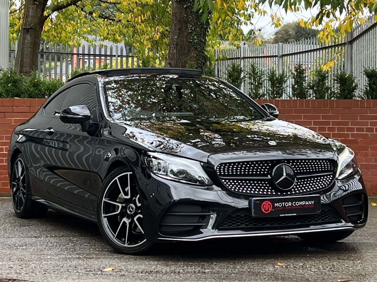 2018 68 MERCEDES-BENZ C CLASS 2.0 C220d AMG Line (Premium Plus) G-Tronic+ (s/s) 2dr