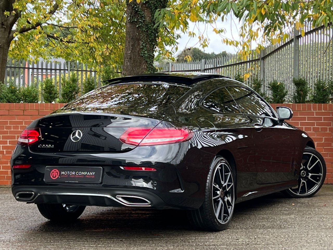 2018 68 MERCEDES-BENZ C CLASS 2.0 C220d AMG Line (Premium Plus) G-Tronic+ (s/s) 2dr