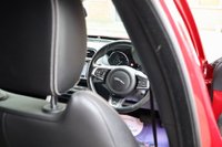 USED 2016 66 JAGUAR XE 2.0 R-SPORT 4d 161 BHP REAR CAM / MERIDAN SOUND