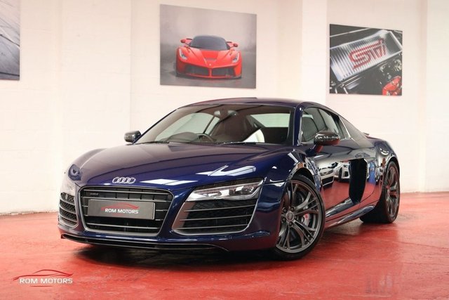 2013 62 Audi R8 5.2 V10 PLUS QUATTRO 2d 543 BHP