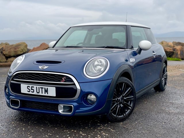 2015 MINI Hatchback 2.0 Cooper S D 3dr [Chili/Media Pack XL]