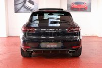 USED 2016 66 PORSCHE MACAN 3.6 TURBO PDK 5d 400 BHP PAN ROOF / SPORT CHRONO / FPSH