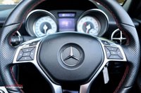 USED 2015 05 MERCEDES-BENZ SLK 3.5 SLK350 BLUEEFFICIENCY AMG SPORT 2d 306 BHP SPORT PACK/ FSH/SAT NAV