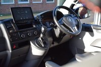 USED 2013 11 VOLKSWAGEN TRANSPORTER 2.0 T32 TDI SPORTLINE LWB KOMBI 177 BHP FACTORY SPORTLINE / 20" ALLOYS