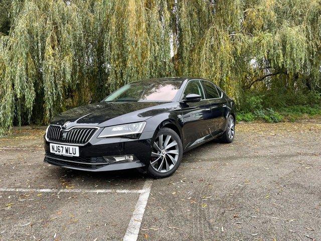 View our SKODA SUPERB