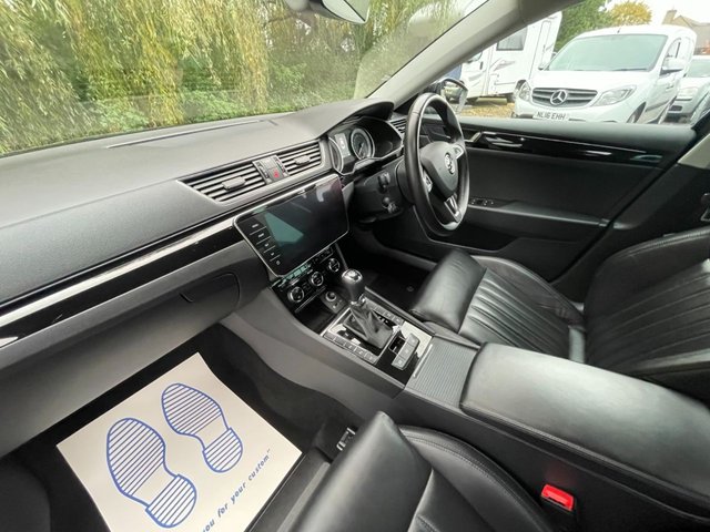 View our SKODA SUPERB