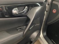 USED 2015 15 NISSAN QASHQAI HATCHBACK SPECIAL EDITIONS 1.6 DCI TEKNA 5d 128 BHP Hosting a Huge Specification