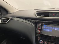 USED 2015 15 NISSAN QASHQAI HATCHBACK SPECIAL EDITIONS 1.6 DCI TEKNA 5d 128 BHP Hosting a Huge Specification