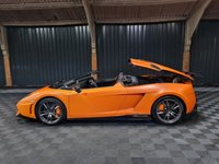 USED 2013 61 LAMBORGHINI GALLARDO PERFORMANTE 5.2 LP 560-4 SPYDER 2d 560 BHP  RARE PERFORMANTE SPIDER WITH CARBON CERAMIC BRAKES, CARBON PACK, STEATH PAINT PROTECTION FILM, CAMERA AND MORE