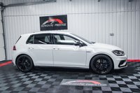 USED 2017 06 VOLKSWAGEN GOLF 2.0 R TSI 5d 306 BHP 