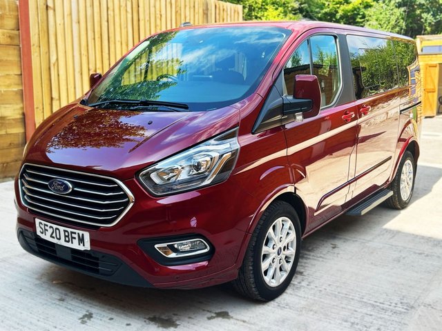 View our FORD TOURNEO CUSTOM