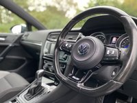 USED 2016 16 VOLKSWAGEN GOLF 2.0 R DSG 5d 298 BHP DSG AUTO 4WD Adaptive Intelligence Cruise