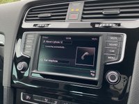 USED 2016 16 VOLKSWAGEN GOLF 2.0 R DSG 5d 298 BHP DSG AUTO 4WD Adaptive Intelligence Cruise