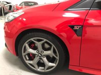 USED 2012 62 FORD FOCUS 2.0 ST-3 5d 247 BHP * PARKING SENSORS * CLIMATE * LEATHER TRIM * 18 INCH ALLOYS *