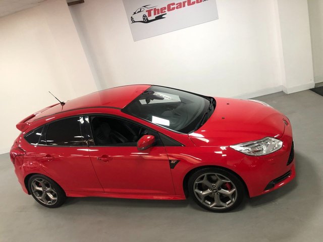 2012 62 Ford Focus 2.0 ST-3 5d 247 BHP