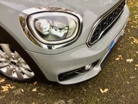 USED 2019 19 MINI COUNTRYMAN 1.5 COOPER S E ALL4 5d AUTO 222 BHP HYBRID // ONLY 5,900 MILES/ELEC FOLD MIRRORS//1 LADY OWNER//MANUFACTURERS WARRANTY TILL MAY 2022 222 BHP ONLY 5,900 MILES/ELEC FOLD MIRRORS//1 LADY OWNER