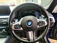 USED 2017 17 BMW 5 SERIES 2.0 530E M SPORT 4d 249 BHP DIGITAL DASH + SATNAV + AUTO