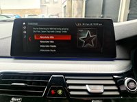 USED 2017 17 BMW 5 SERIES 2.0 530E M SPORT 4d 249 BHP DIGITAL DASH + SATNAV + AUTO