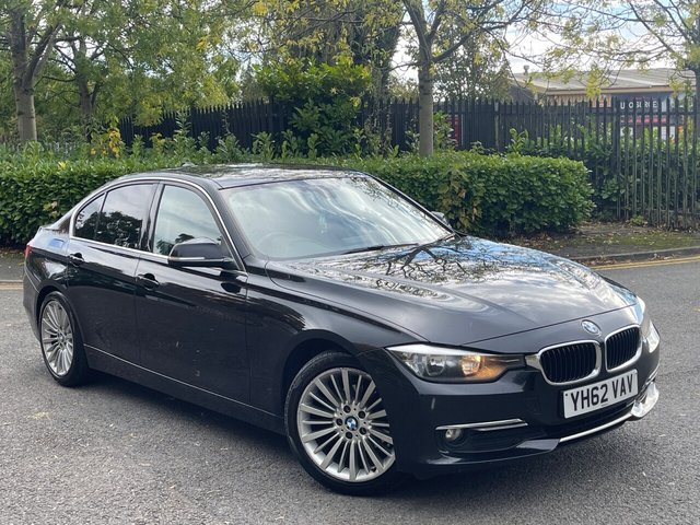 2012 11 BMW 3 Series 2.0 318D LUXURY 4d 141 BHP