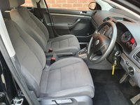 USED 2006 06 VOLKSWAGEN GOLF 1.9 SE TDI DSG 5d 103 BHP 