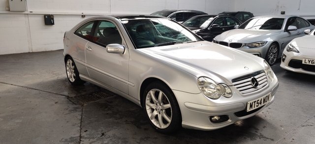 2004 54 Mercedes-Benz C Class 1.8 C180 KOMPRESSOR SE SPORTS 3d 141 BHP