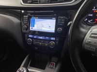 USED 2014 14 NISSAN QASHQAI 1.5 DCI TEKNA 5d 108 BHP GLASS ROOF, SAT NAV, 360 CAMERA & FULL INTELLIGENT PARK ASSIST