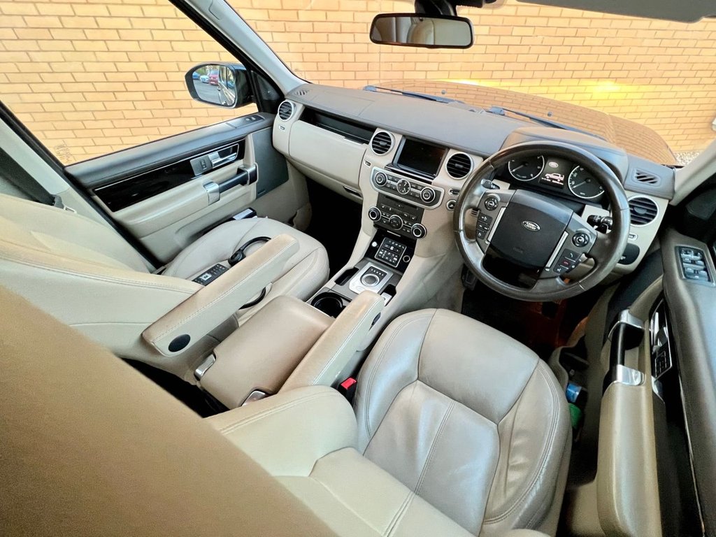 USED 2014 14 LAND ROVER DISCOVERY SDV6 HSE LUXURY // 5d // 3.0 255 BHP // px swap 