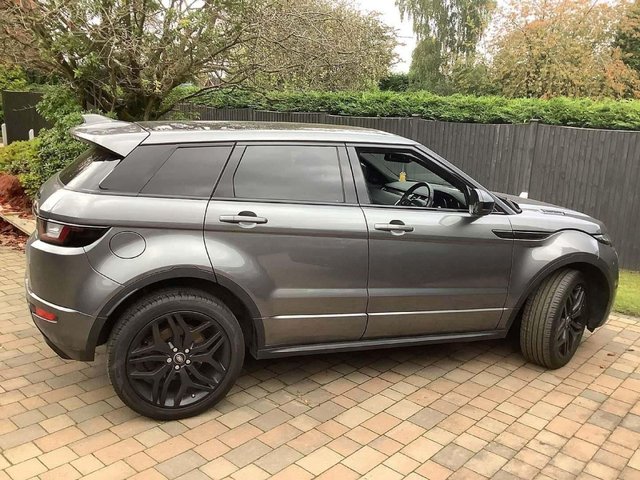 View our LAND ROVER RANGE ROVER EVOQUE