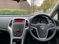 USED 2010 10 VAUXHALL ASTRA 1.4 EXCLUSIV 5d 98 BHP 