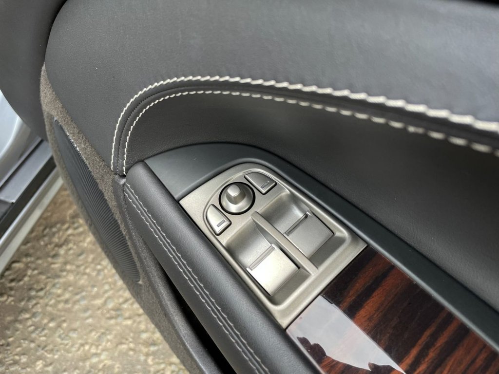 USED 2010 10 JAGUAR XK 5.0 XK PORTFOLIO 2d 385 BHP 