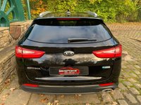USED 2018 18 KIA OPTIMA 1.7 CRDI 3 ISG 5d 139 BHP KIA OPTIMA 3 - CRDi DIESEL - STATION WAGON ESTATE CAR - FULL SERVICE HISTORY - BALANCE OF MANUFACTURERS WARRANTY - SATELLITE NAVIGATION