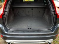 USED 2013 13 VOLVO XC60 2.4 D4 R-DESIGN NAV AWD 5d 161 BHP VOLVO XC60 2.4 R-DESIGN - DIESEL - AUTOMATIC - 4X4 AWD - SATELLITE NAVIGATION - FULL LEATHER INTERIOR - DETACHABLE TOW PACK FITTED