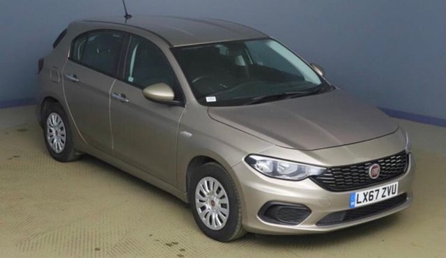 2017 67 Fiat Tipo 1.4 EASY 5d 94 BHP