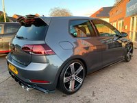 USED 2017 17 VOLKSWAGEN GOLF 2.0 R TSI DSG 3d 306 BHP 
